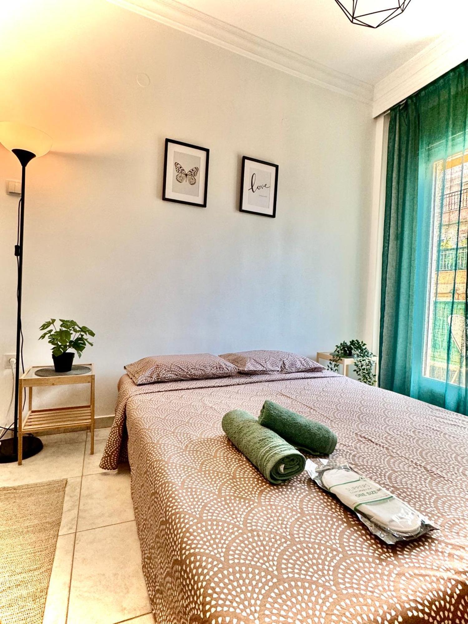 Ferienwohnung Cyriacus Flat In The Heart Of Thessaloniki Exterior foto